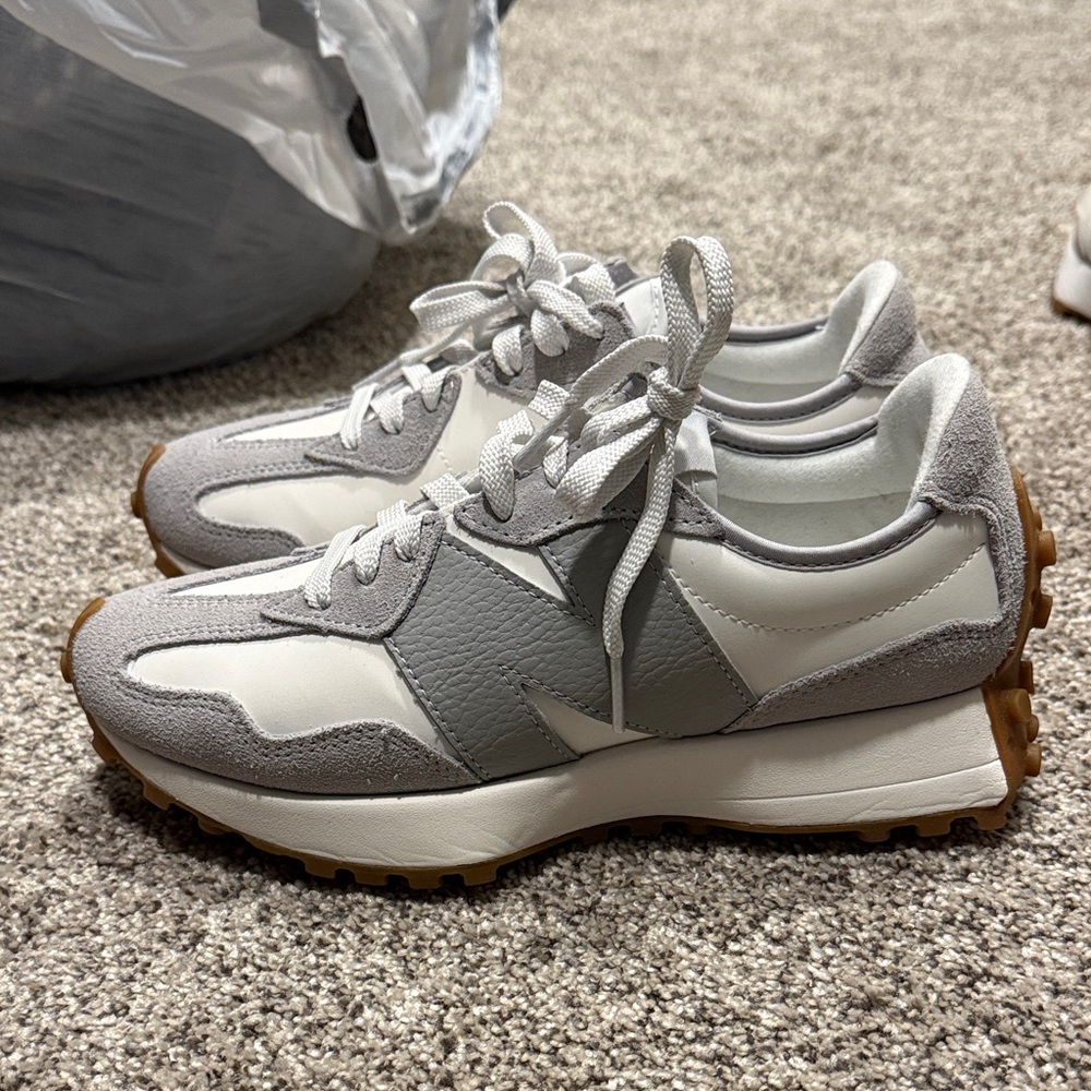 New Balance 327 Gray and White Women's Sneakers